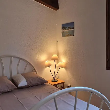 Apartment Giga Algajola